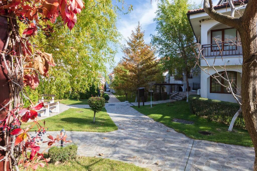 Lovely Apartment In Peaceful Family Spa Resort Near To Nesebar Каблешково Экстерьер фото